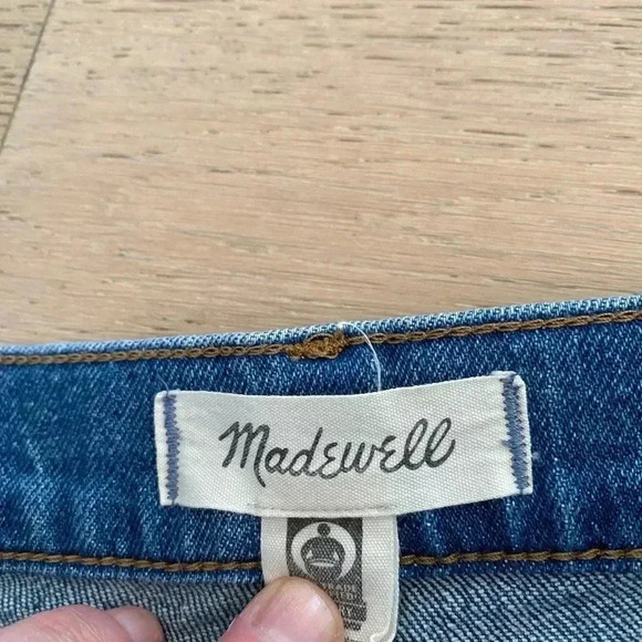 Madewell High-Rise Denim Shorts in Malden Wash Size 25 $69 - Picture 2 of 8